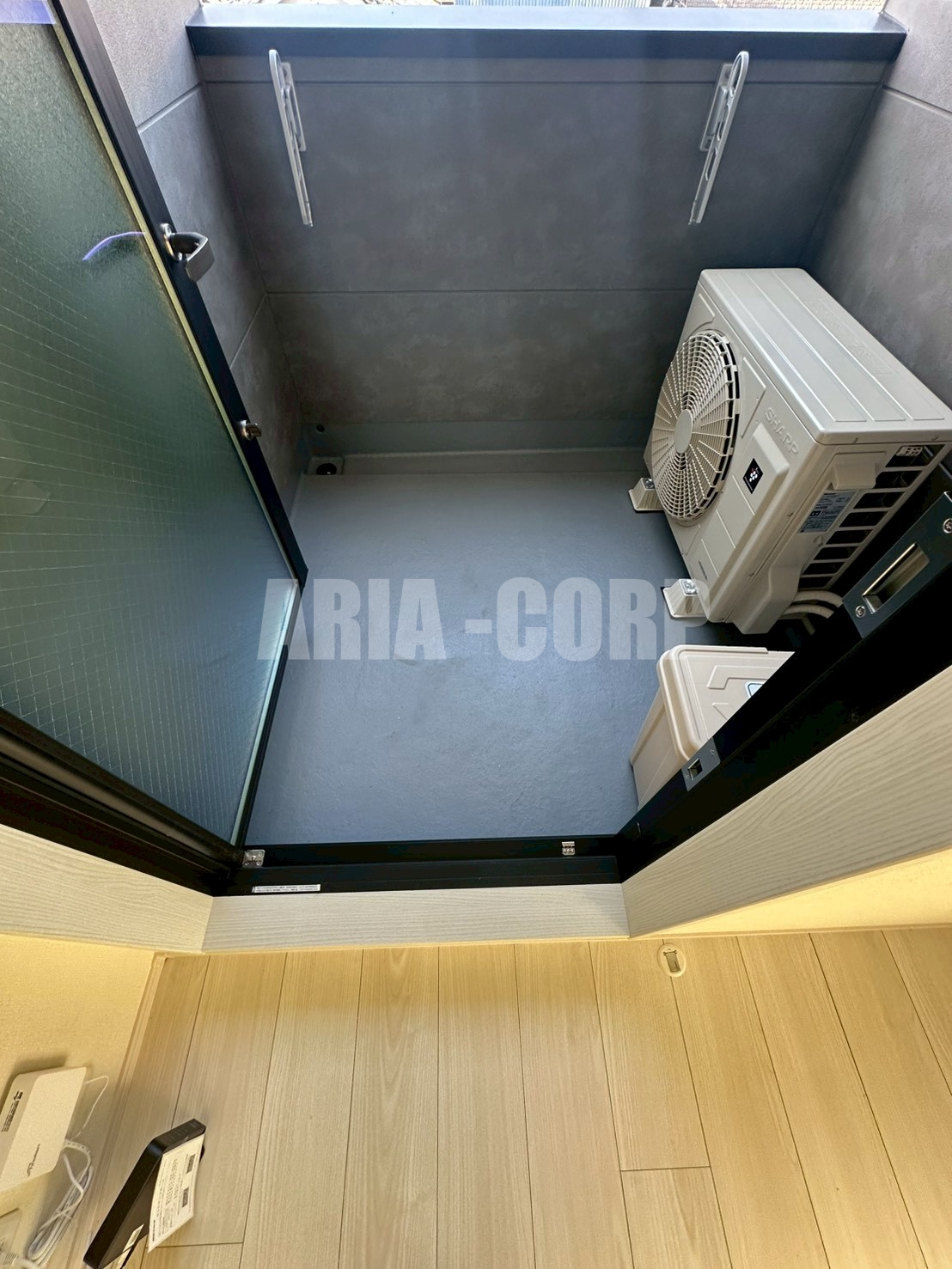 バルコニー　バルコニー、室内物干し、浴室乾燥と3箇所お洗濯物を干せます！