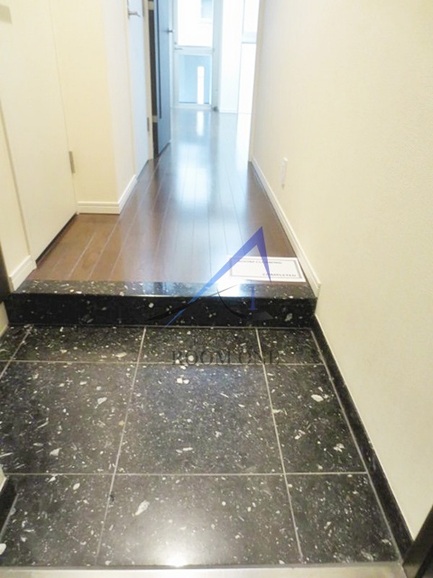 玄関　玄関です。