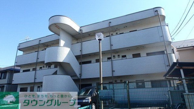 建物外観　～２沿線利用できるのでとても便利～