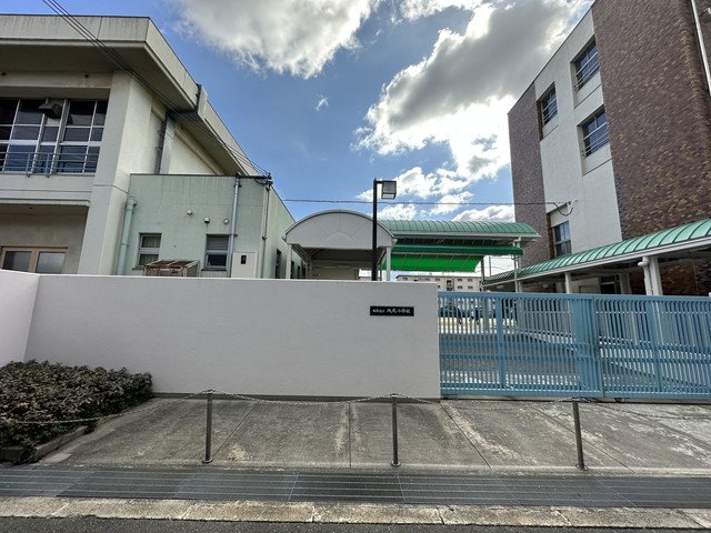 小学校　大阪市立川北小学校（小学校）まで533m
