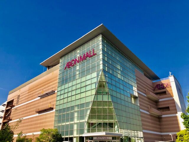 ショッピングセンター　ムラサキスポーツイオンモール鶴見緑地店（ショッピングセンター）まで458m