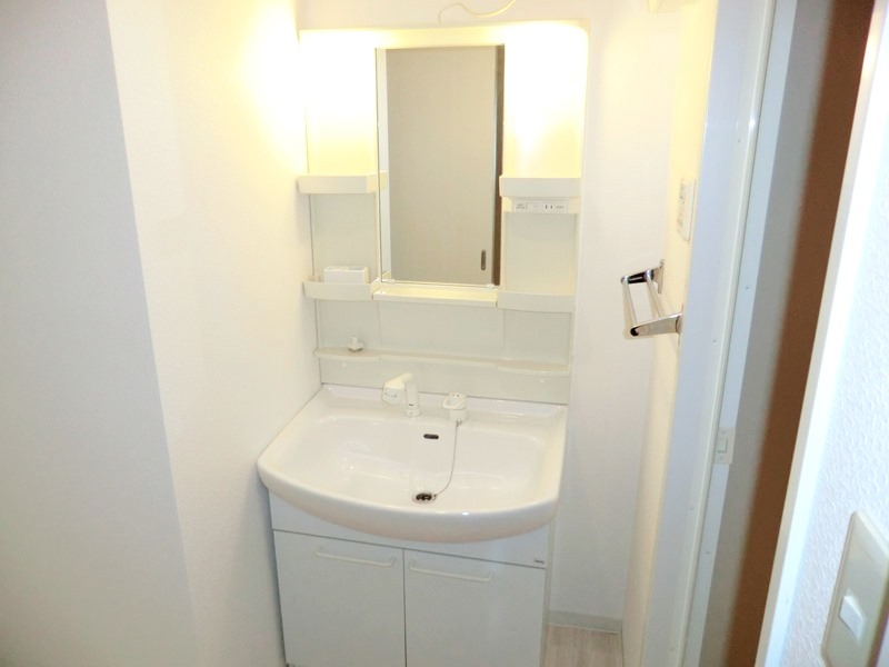 洗面設備　独立洗面化粧台付きでおすすめです！