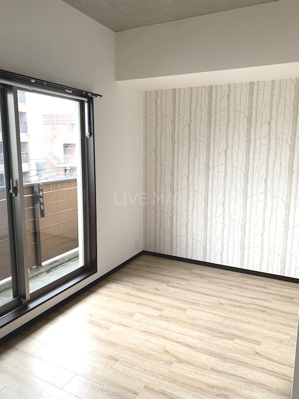 居室・リビング　別号室参考写真