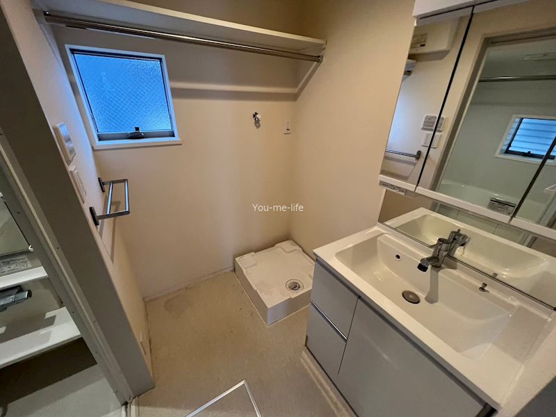 洗面設備　※東棟の別部屋の写真を参照