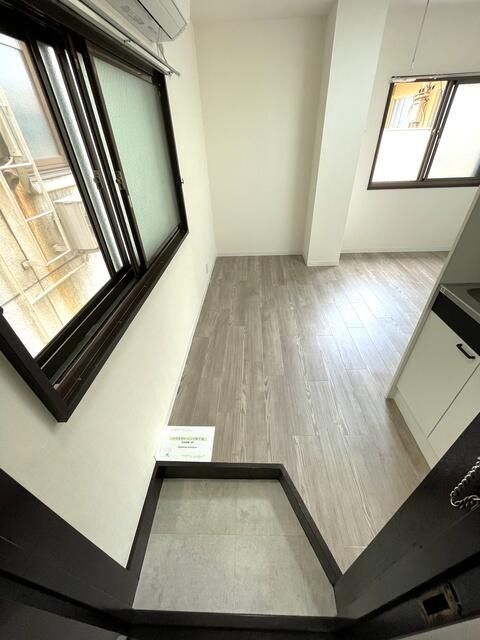 玄関　玄関から見たお部屋です♪