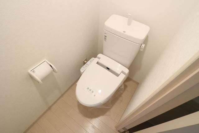 トイレ　コンパクトで使いやすいトイレです(参考写真です)