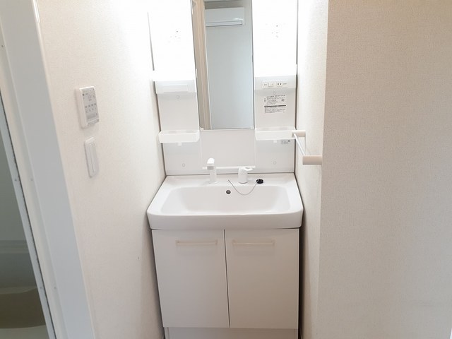 洗面設備　シャンプードレッサー