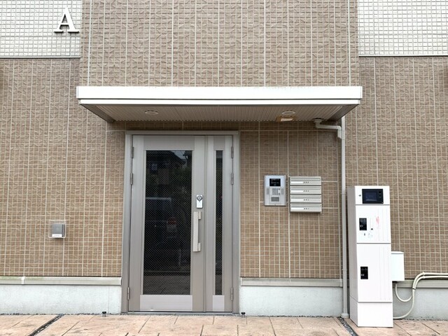 エントランス　エントランス