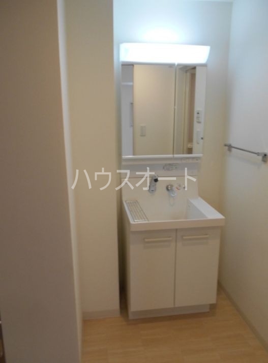 洗面設備　別タイプ参考写真