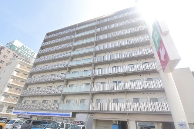 建物外観　オートロック付きです