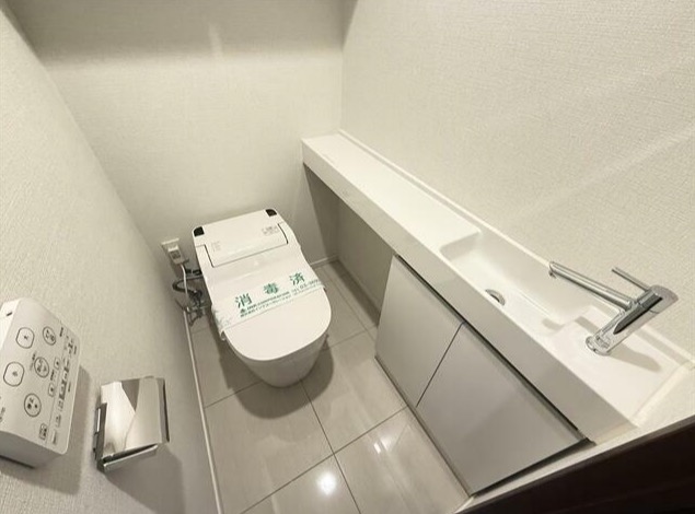 トイレ　別部屋参考写真