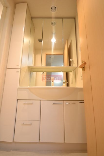洗面設備　*類似部屋参照