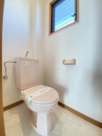トイレ　※別部屋写真