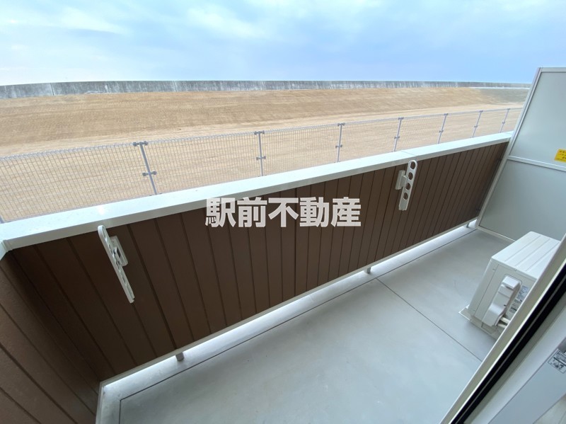 バルコニー　写真は同型タイプ