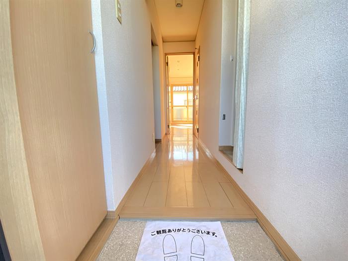 玄関　玄関部分です