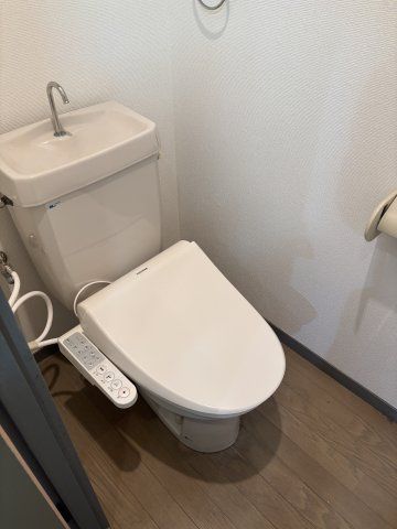 トイレ　同建物別部屋 現況優先