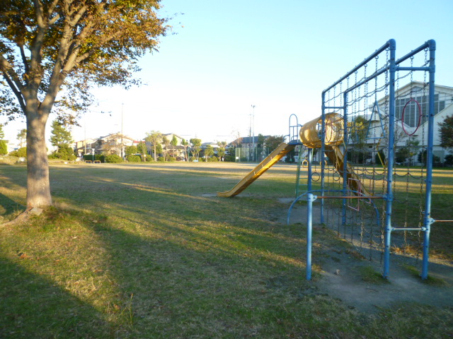 公園　泉公園（公園）まで157m