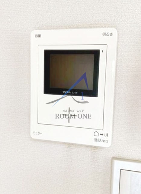 セキュリティ　モニター付きインターホンです。
