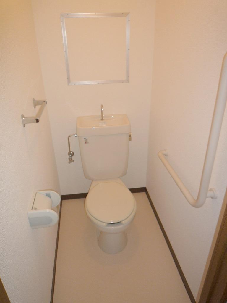 トイレ　トイレ
