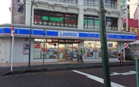コンビニ　ローソン 相模原橋本三丁目店（コンビニ）まで153m