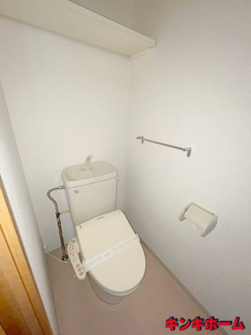 トイレ　写真は別のお部屋です。