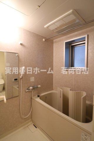 バス・シャワールーム　※別部屋参考写真