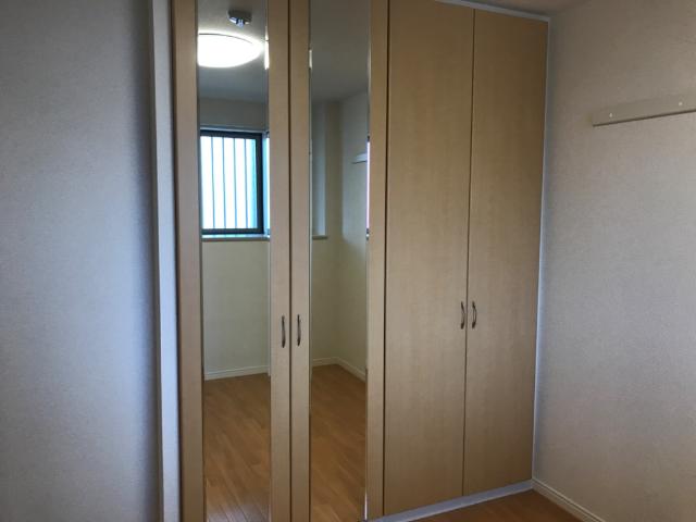 収納　クローゼット