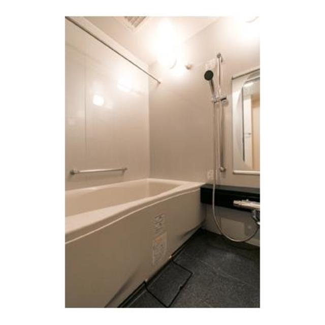 バス・シャワールーム　※写真は同タイプ住戸です。