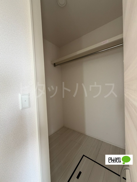 収納　同シリーズ画像になります。