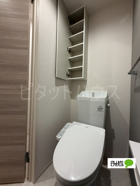 トイレ　同シリーズ画像になります。