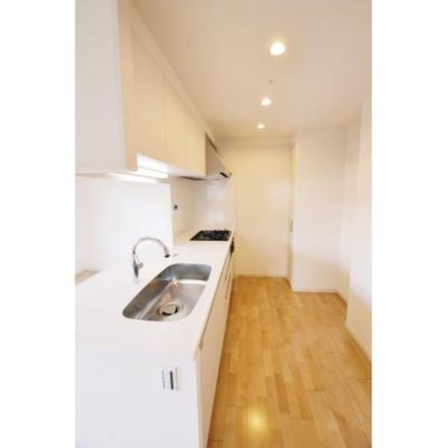 キッチン　※写真は同タイプ住戸です。