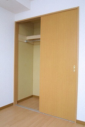 収納　※写真は別号室です。