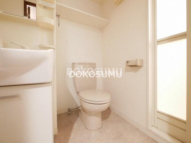 トイレ　毎日使う場所だからこそ、心地よさと清潔感にこだわりました。