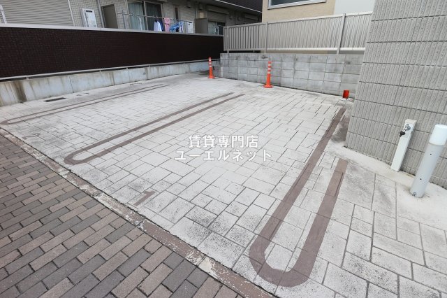 駐車場　敷地内駐車場あり◎