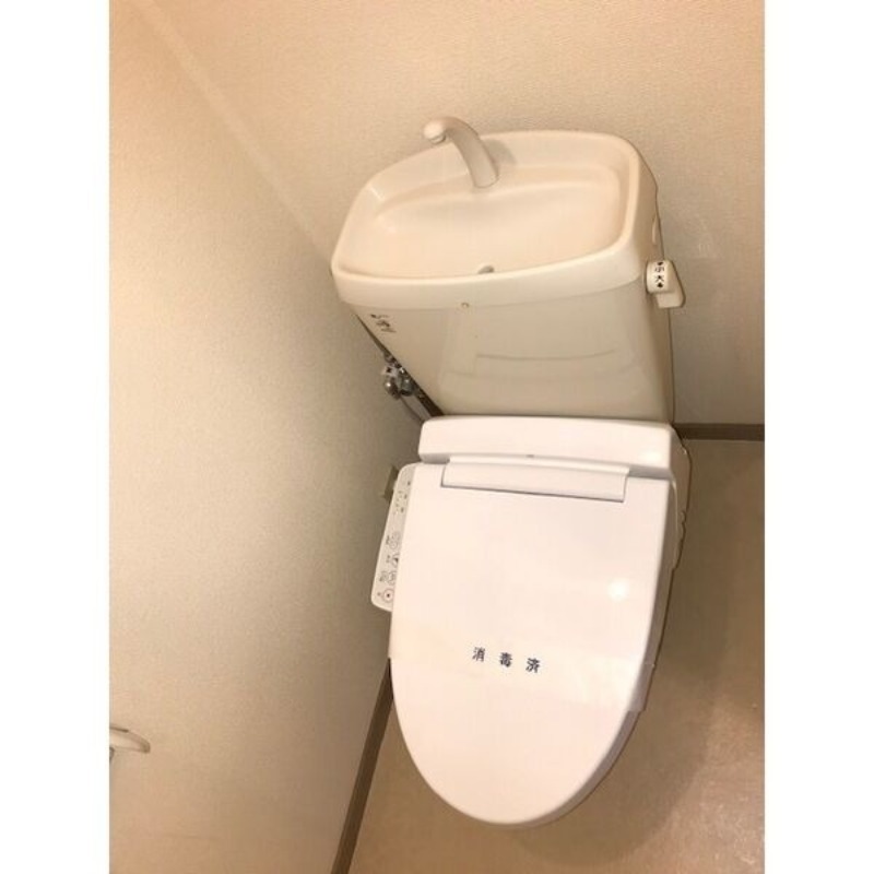 トイレ　図面と現状に相違がある場合には現状を優先