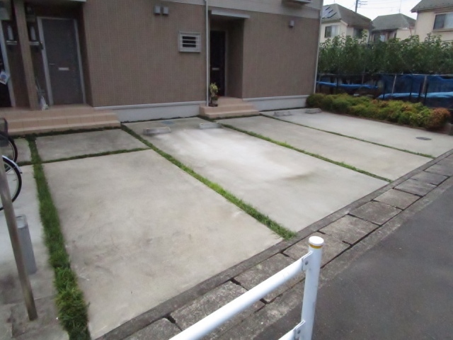 駐車場　駐車場