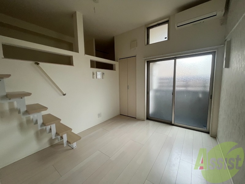 その他部屋・スペース　洋室を別角度から撮影しました。イメージをつかんでください。
