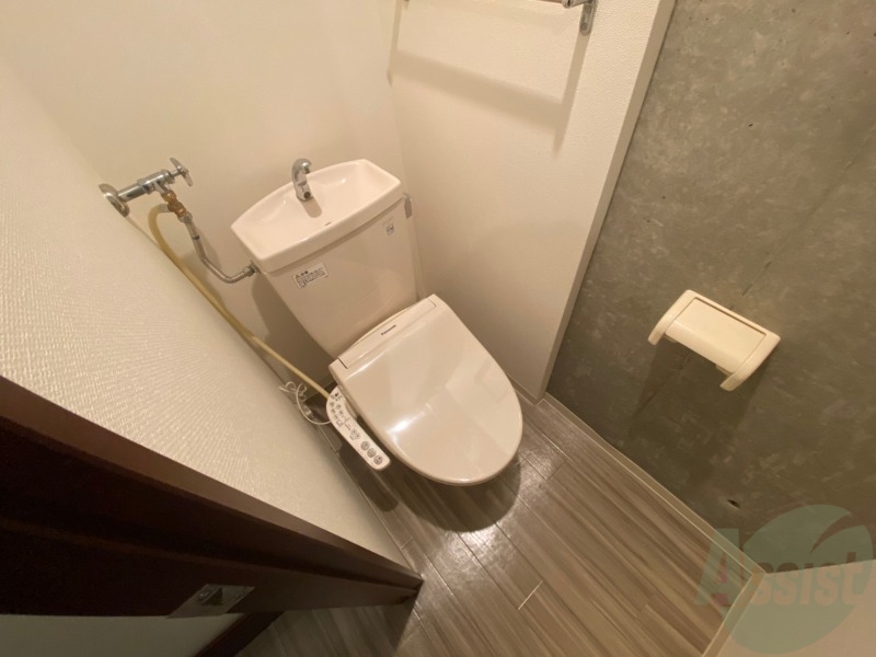 トイレ　トイレです。ウォシュレット付を探している方、おすすめです。