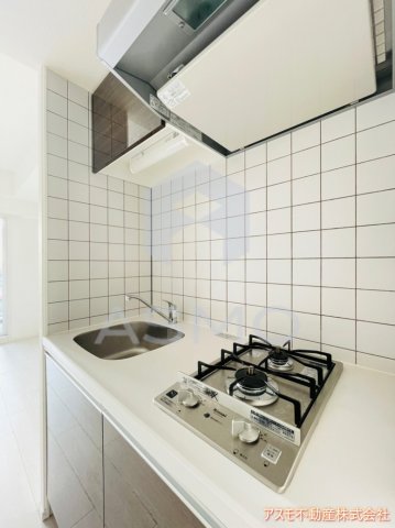 キッチン　同マンション別部屋　参考写真