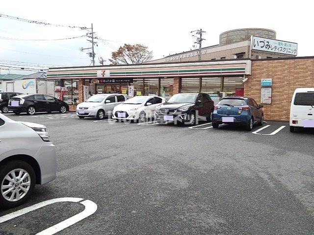 コンビニ　セブンイレブン 久留米新合川店（コンビニ）まで671m