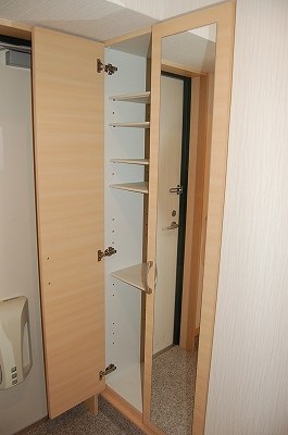 収納　別室参考写真