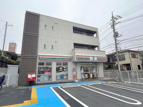 コンビニ　セブンイレブン大久保２丁目店（コンビニ）まで600m