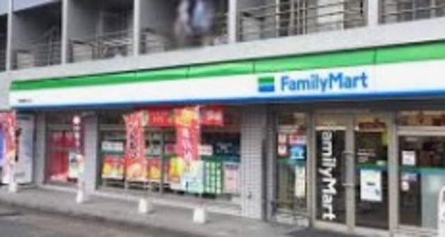 コンビニ　ファミリーマート西船橋駅北口店（コンビニ）まで500m