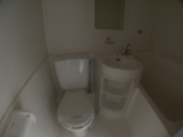 トイレ　掃除のしやすいシンプルなトイレです！