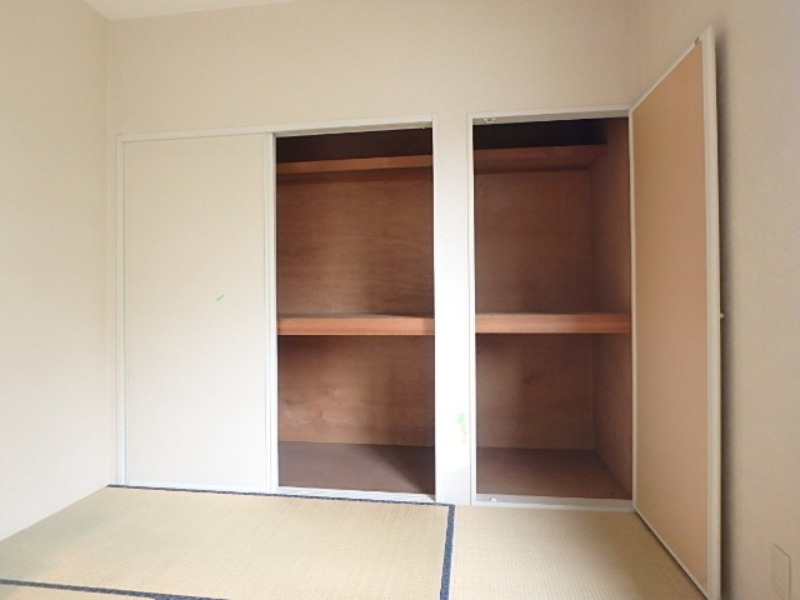 収納　図面と現状に相違がある場合には現状を優先