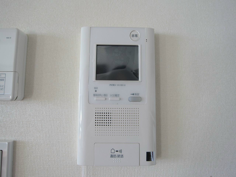 セキュリティ　TVモニター付インターホン