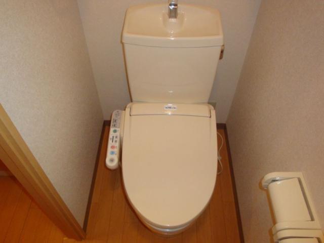 トイレ　シャワー付トイレ