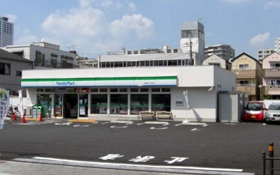 コンビニ　ファミリーマート 豊玉中三丁目店（コンビニ）まで311m