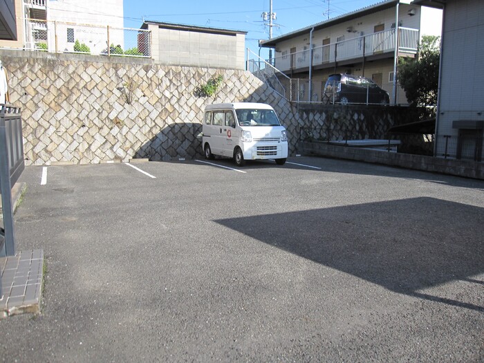 駐車場　駐車スペースもあります