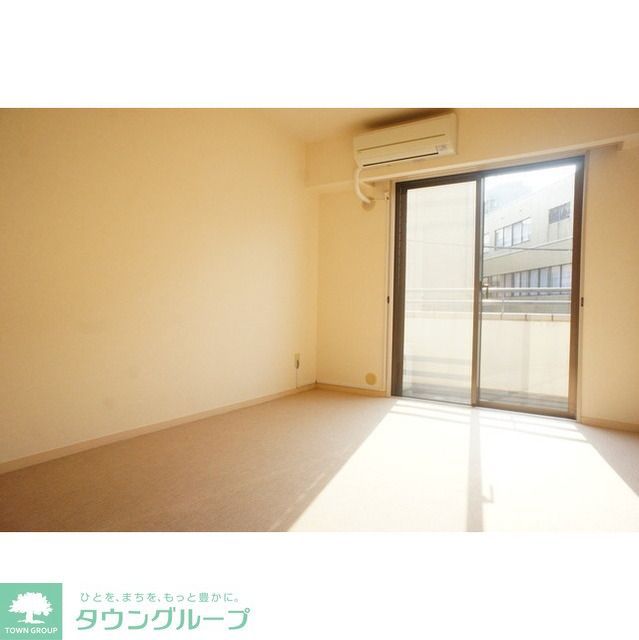 その他　洋室6.8帖